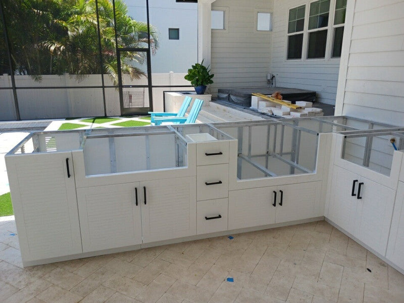How to Choose Outdoor Kitchen Cabinets